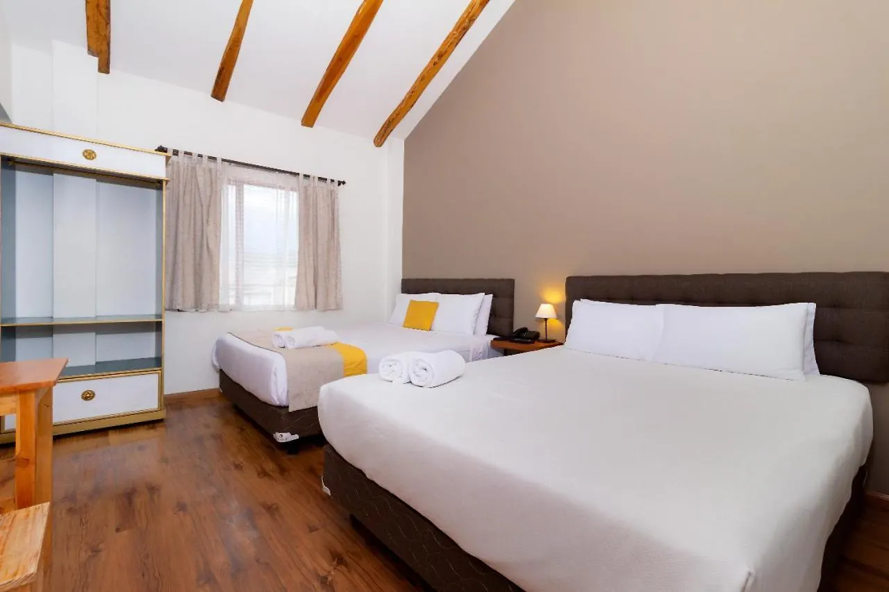 San Rocke House Hotel 쿠엔카