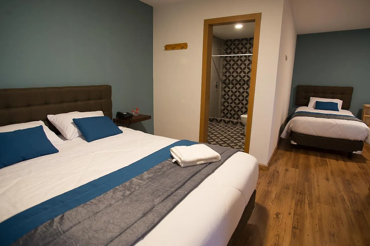San Rocke House Hotel Cuenca 3*,